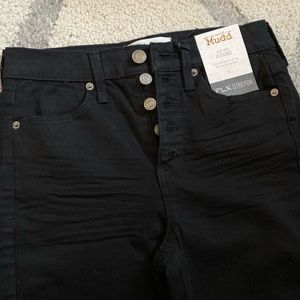 black skinny jeans